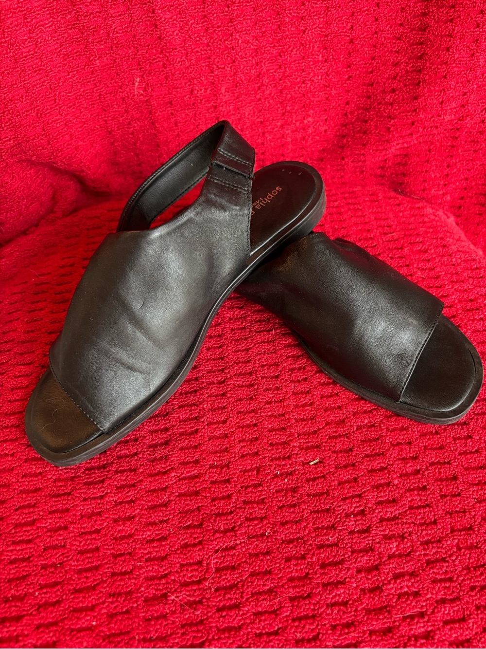 Sophia Leather Slingback Sandals - Black